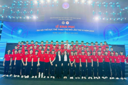 THẦY VÀ TRÒ TRƯỜNG THCS DỊCH VỌNG HẬU VINH DỰ THAM GIA DIỄU HÀNH TẠI ĐẠI HỘI THỂ DỤC THỂ THAO THỦ ĐÔ LẦN THỨ XI