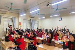 Sinh hoạt lớp chủ đề "Văn hoá chào hỏi trong học đường"